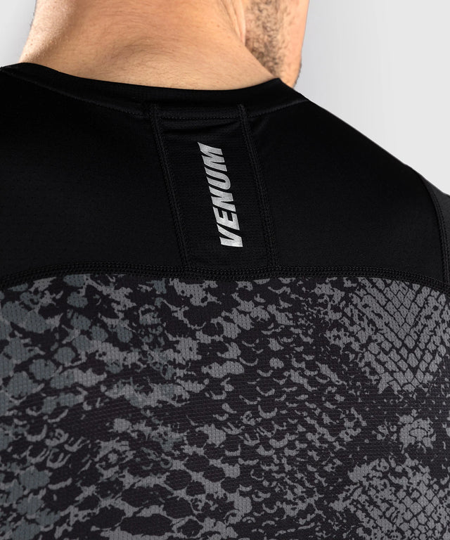 Rashguard Venum G-Fit Scales senza maniche – Nero/Grigio