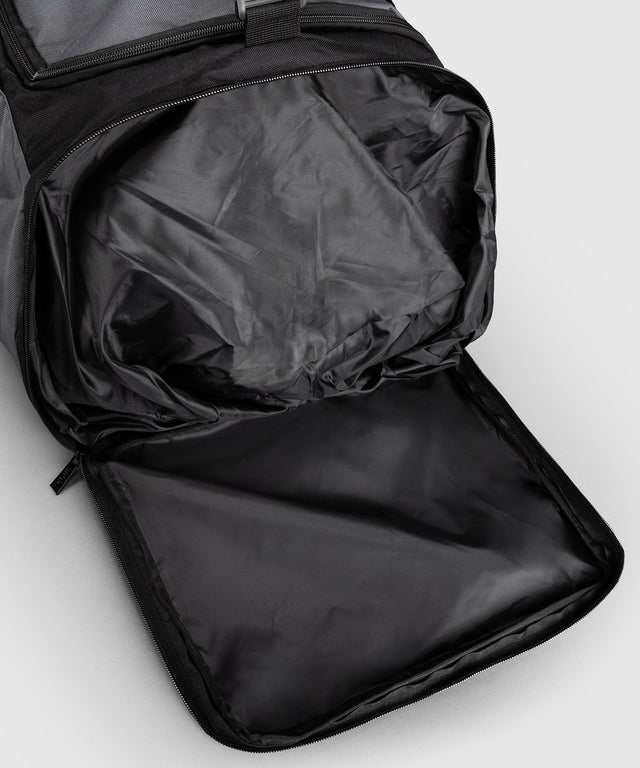 Saco de desporto Venum Essential L – Cinzento/Preto