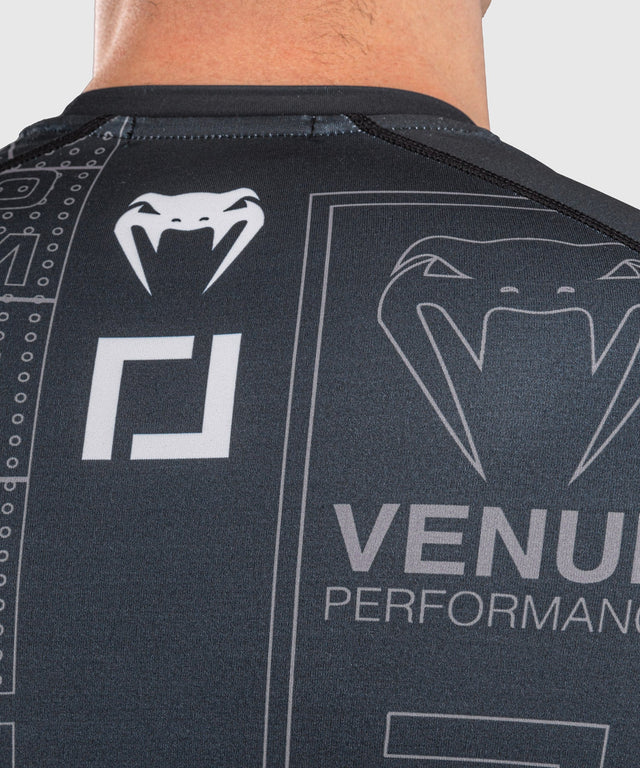 Venum Rashguard Karate Combat Lange Mouwen - Zwart/Grijs