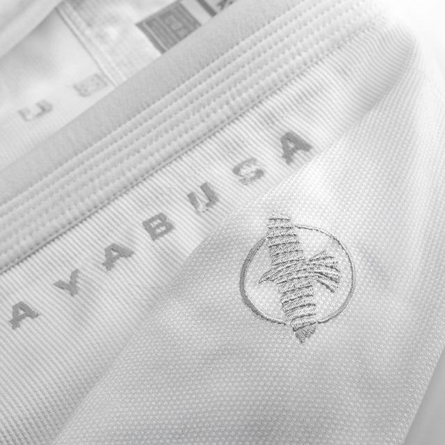 Kimono de BJJ Hayabusa Core Lightweight – Blanco