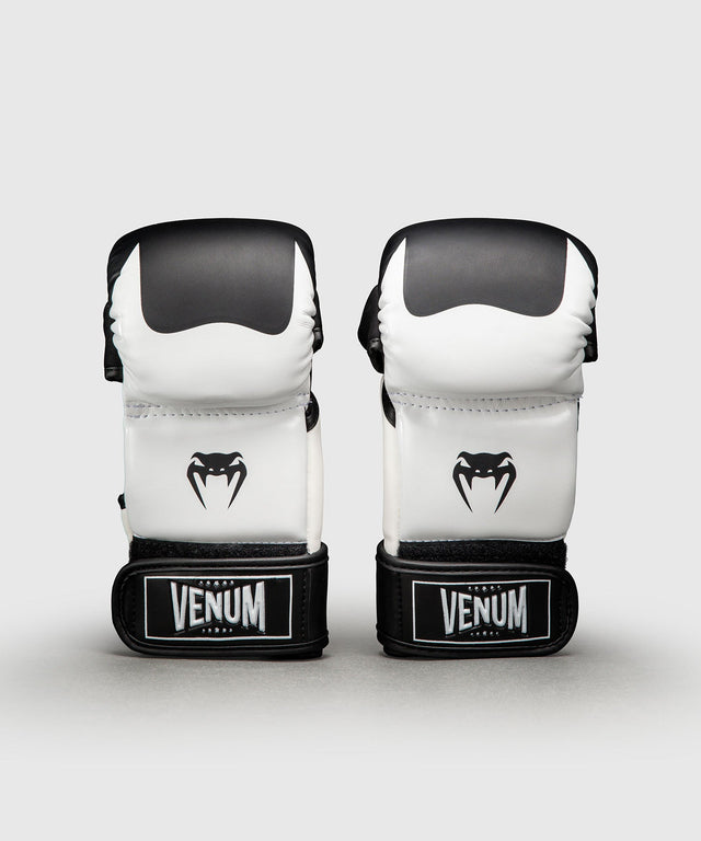 Luvas de MMA Venum Attack 2.0 – Preto/Branco