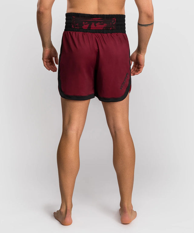 Pantaloncini da boxe Venum x Assassin's Creed Shadows – Bordeaux/Nero