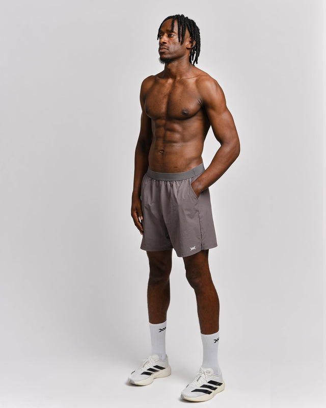 Shorts d'entraînement Caged Essential – Gris