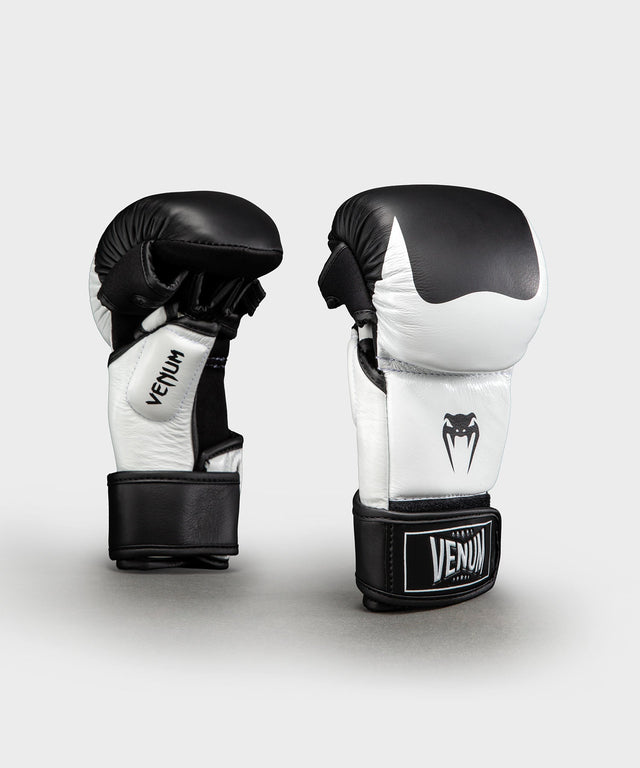 Luvas de MMA Venum Attack 2.0 – Preto/Branco