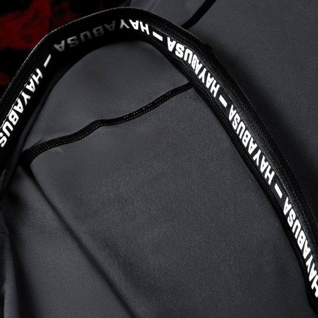 Rashguard de BJJ Hayabusa x UFC Manga Corta Mujer – Negro/Rojo