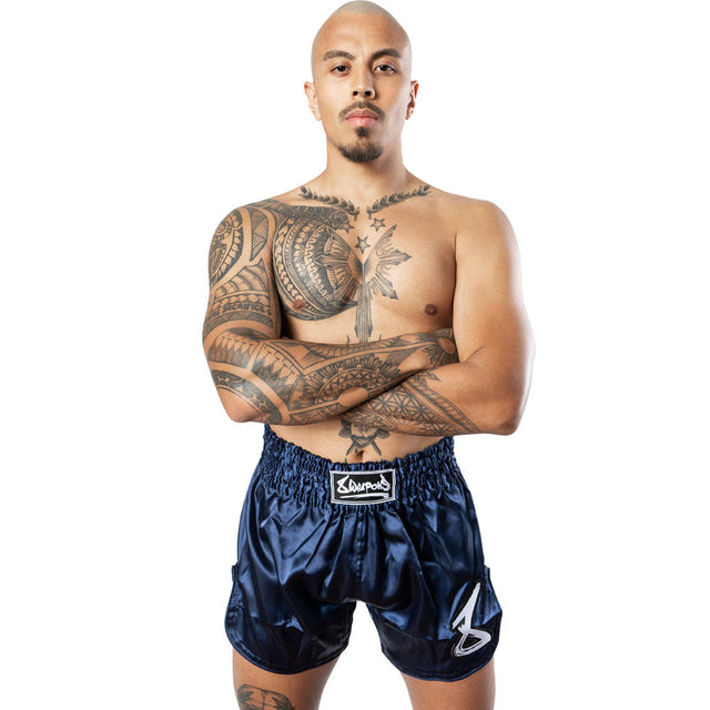 8 WEAPONS Muay Thai shorts Strike – Mørkeblå/Hvid