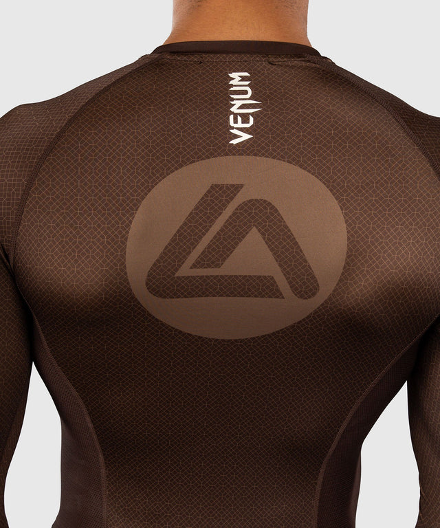 Rashguard Venum x Roger Gracie Academy Mangas largas - Marrón oscuro
