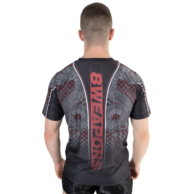 8 WEAPONS T-shirt Functionel Naga Yant – Sort/Rød