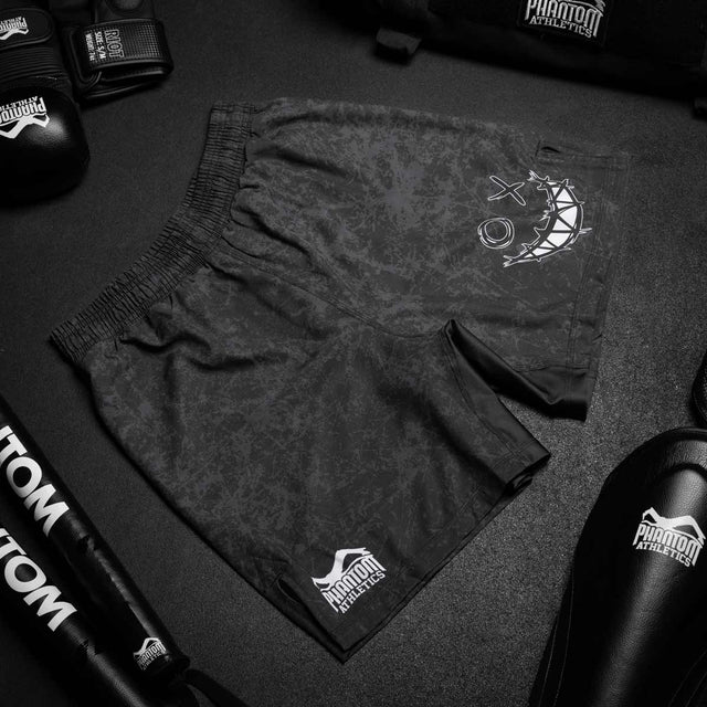 Pantaloni scurți MMA Phantom Athletics EVO Serious – Negru