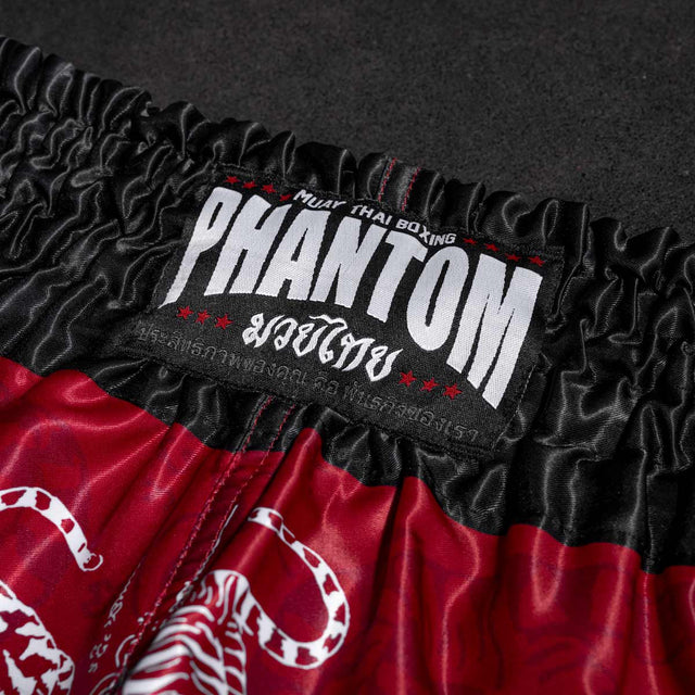 Phantom Athletics Muay Thai-shorts Sak Yant – Röd