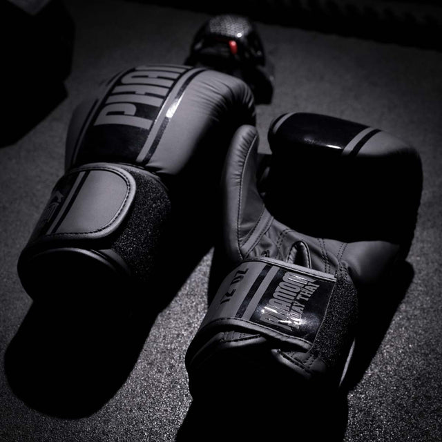 Guantoni da boxe Phantom Athletics MT-Pro – Nero