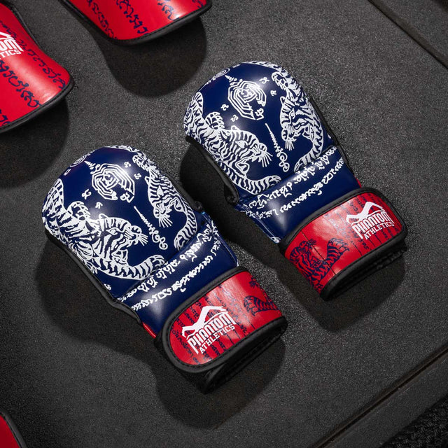 MMA sparingové rukavice Phantom Athletics Muay Thai – Modré