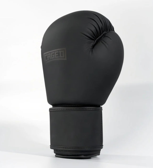 Caged Shadow Bundel Deal – Boxhandschuhe + Schienbeinschoner