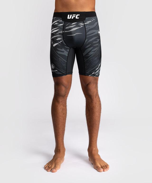 Shorts de MMA Venum UFC Vale Tudo Fight Night Fusion – Noir