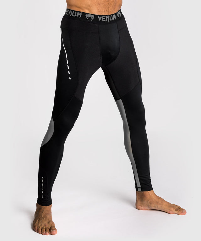 Spats de compressão Venum Adrenaline – Preto/Cinzento Prateado