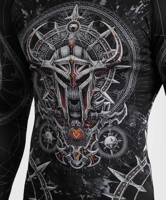 Rashguard Venum Gladiator 5.0 Mâneci Lungi – Negru/Argintiu