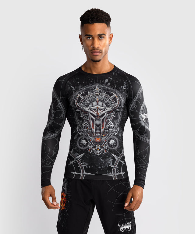 Rashguard Venum Gladiator 5.0 Mâneci Lungi – Negru/Argintiu