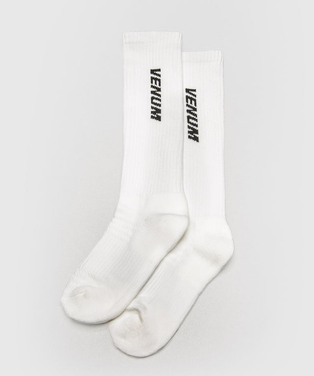 Skarpety Venum Essential Wysokie – Białe