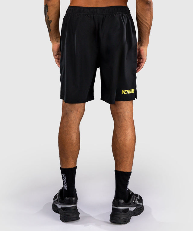 Pantaloni scurți de antrenament Venum Contender – Negru/Auriu