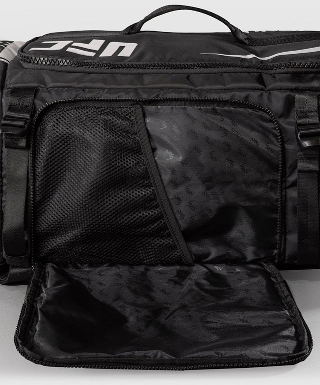 Saco de desporto Venum UFC Unity – Preto/Branco