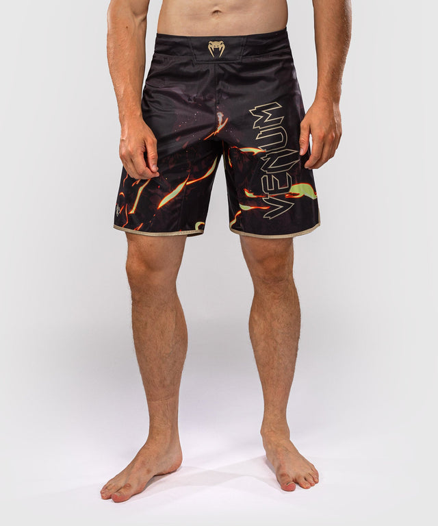 Spodenki MMA Venum x Jujutsu Kaisen Sukuna – Czarne/Beżowe