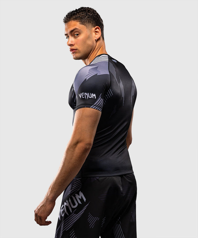 Venum Rashguard No-Gi 6.0 Kurzarm – Schwarz/Weiß