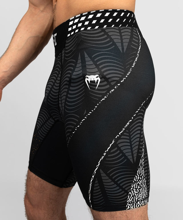 Venum UFC MMA-Shorts Zenith – Schwarz