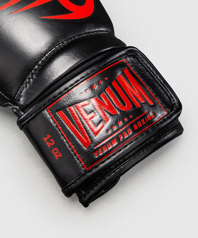Boxerské rukavice Venum x Mike Tyson Giant 2.0 – Černé/Červené