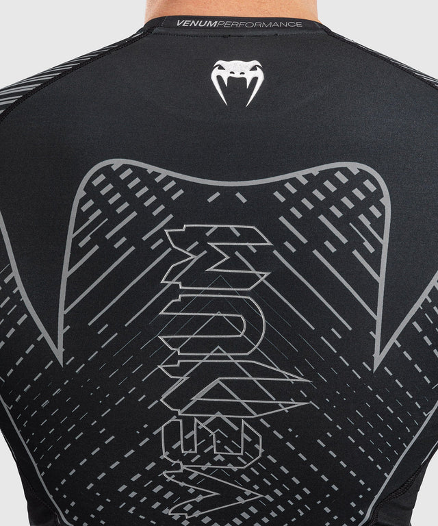 Rashguard Venum Midnight Fury Maniche Lunghe – Nero/Grigio/Argento