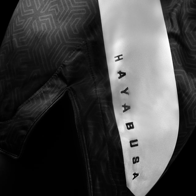 Hayabusa Muay-Thai-Shorts Core – Schwarz