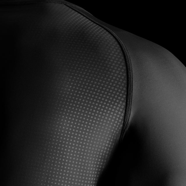 Rashguard Hayabusa Core Manga Larga – Negro