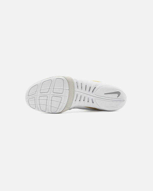 Botas de lucha Nike Freek – Blanco/Oro