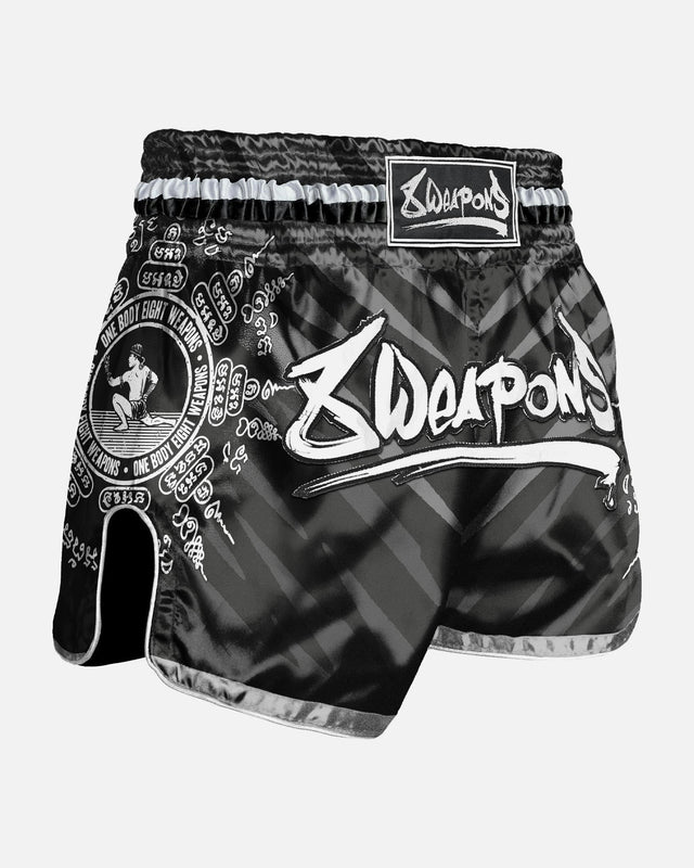 Pantalones de Muay Thai 8 WEAPONS 8 Ways Yant – Negro/Plata