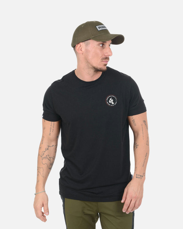 T-shirt Phantom Athletics Never Back Down – Preto