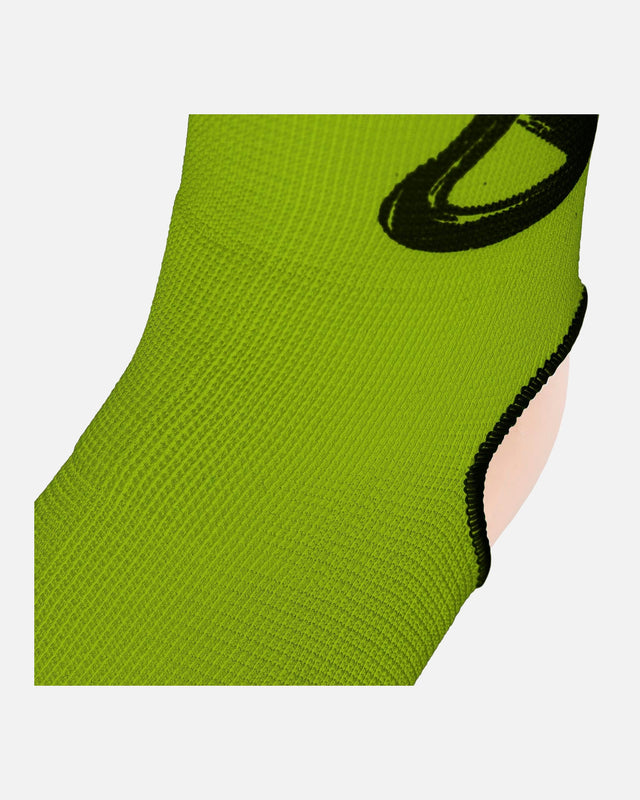 8 WEAPONS Cavigliere elastiche - Verde