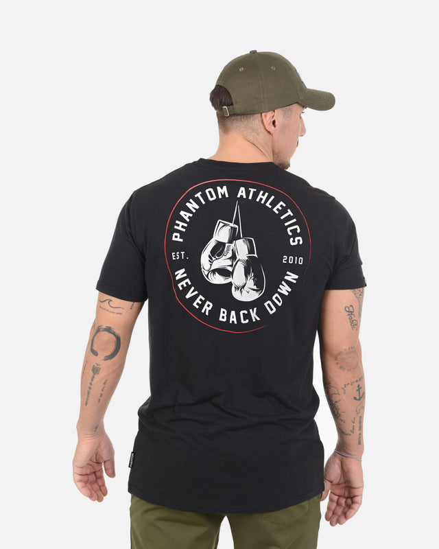 T-shirt Phantom Athletics Never Back Down – Preto