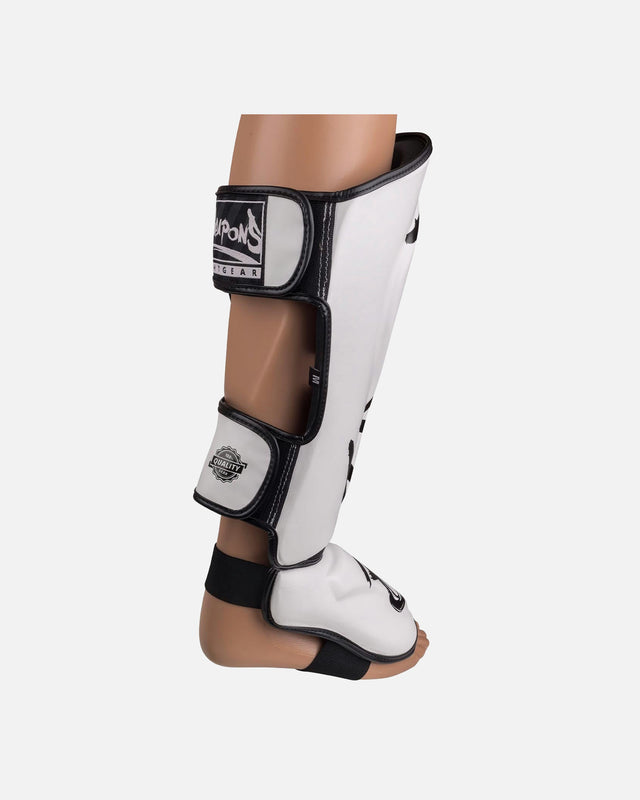8 WEAPONS Skinnebensbeskyttere Unlimited 2.0 – Hvid/Sort