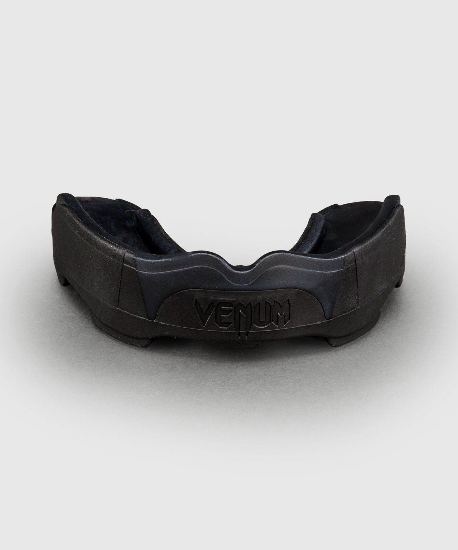 Paradenti Venum Predator – Nero/Rosso