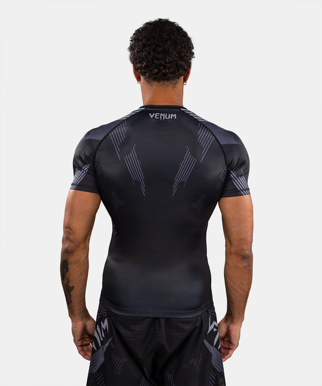 Rashguard Venum No-Gi 6.0 Manga Corta – Negro/Gris