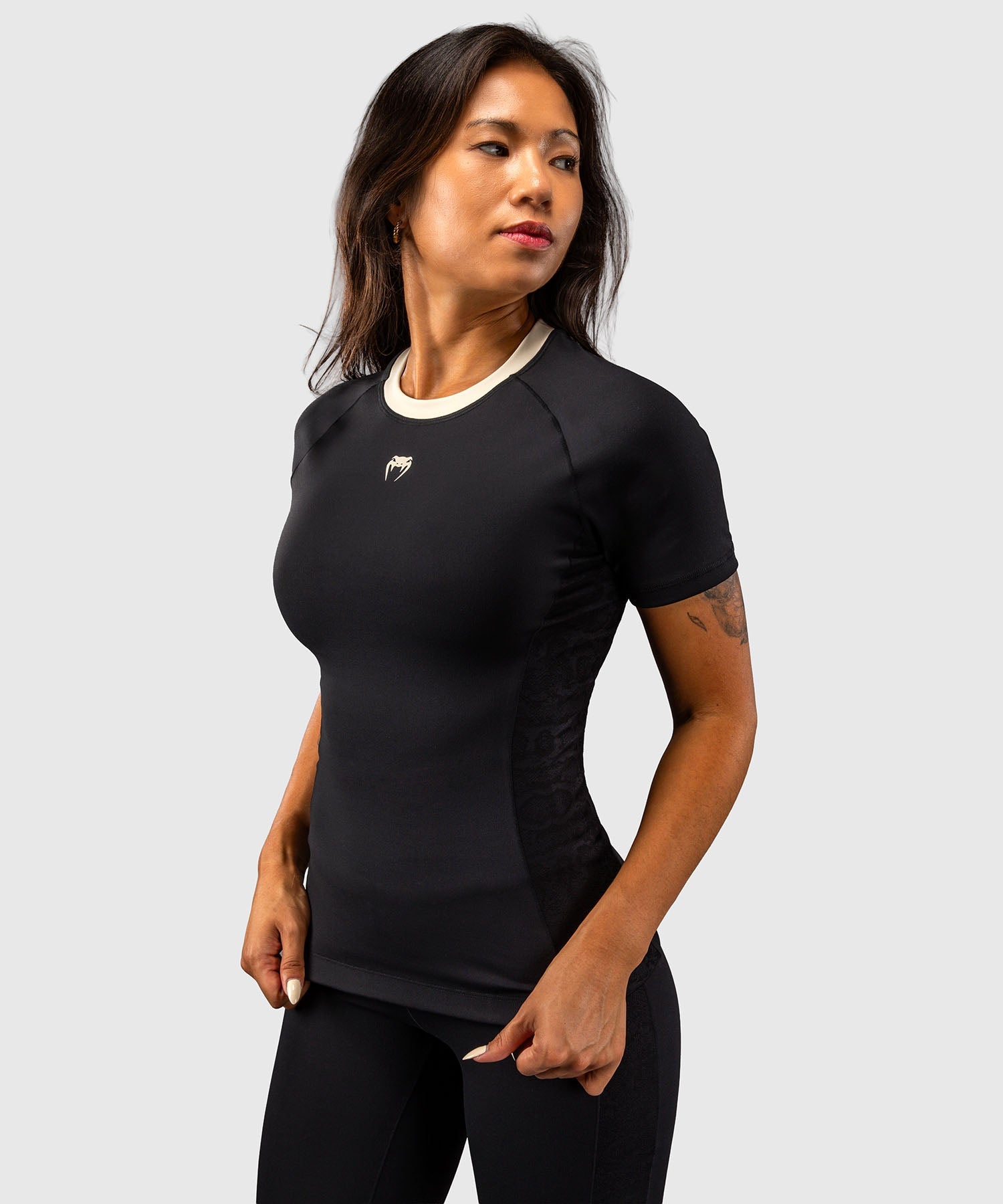 Rashguard Venum Viper maniche corte da donna – Nero
