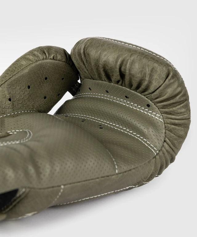 Venum Impact Evo Scales Boxningshandskar – Armé-grön