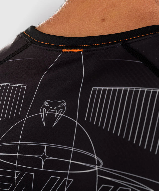 Rashguard Venum Eclipse Mangas Cortas – Negro