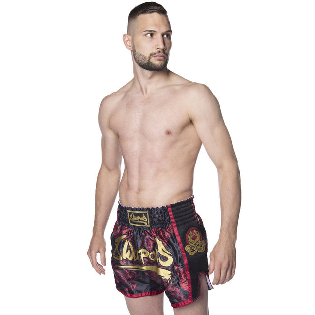 Spodenki Muay Thai 8 WEAPONS Naga – Czarne/Czerwone