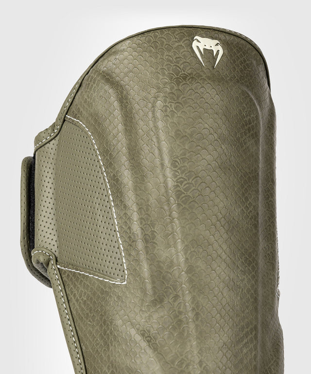 Tibiere Venum Impact Evo Scales – Verde militar