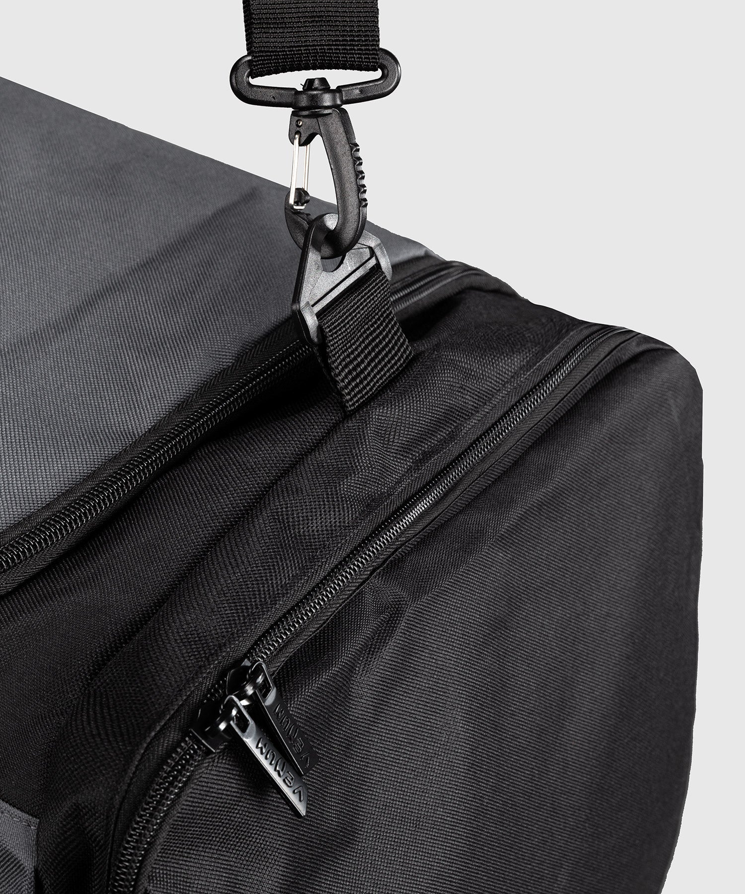 Saco de desporto Venum Essential L – Cinzento/Preto