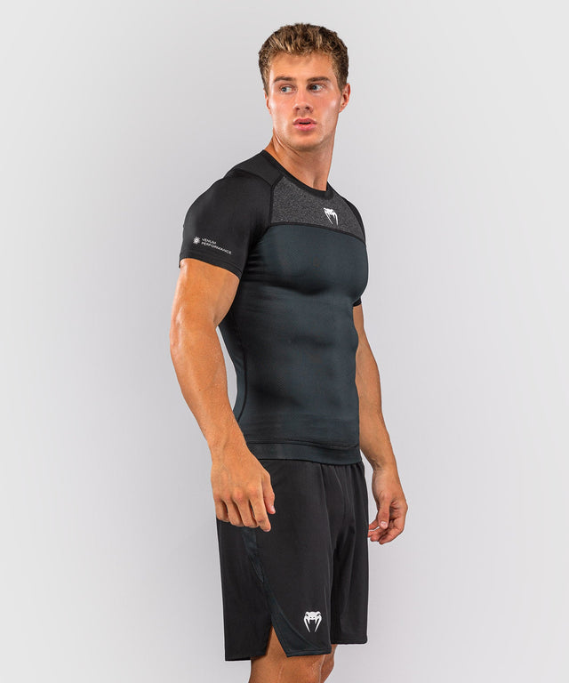 Venum Rashguard G-Fit Scale Kortärmad - Svart