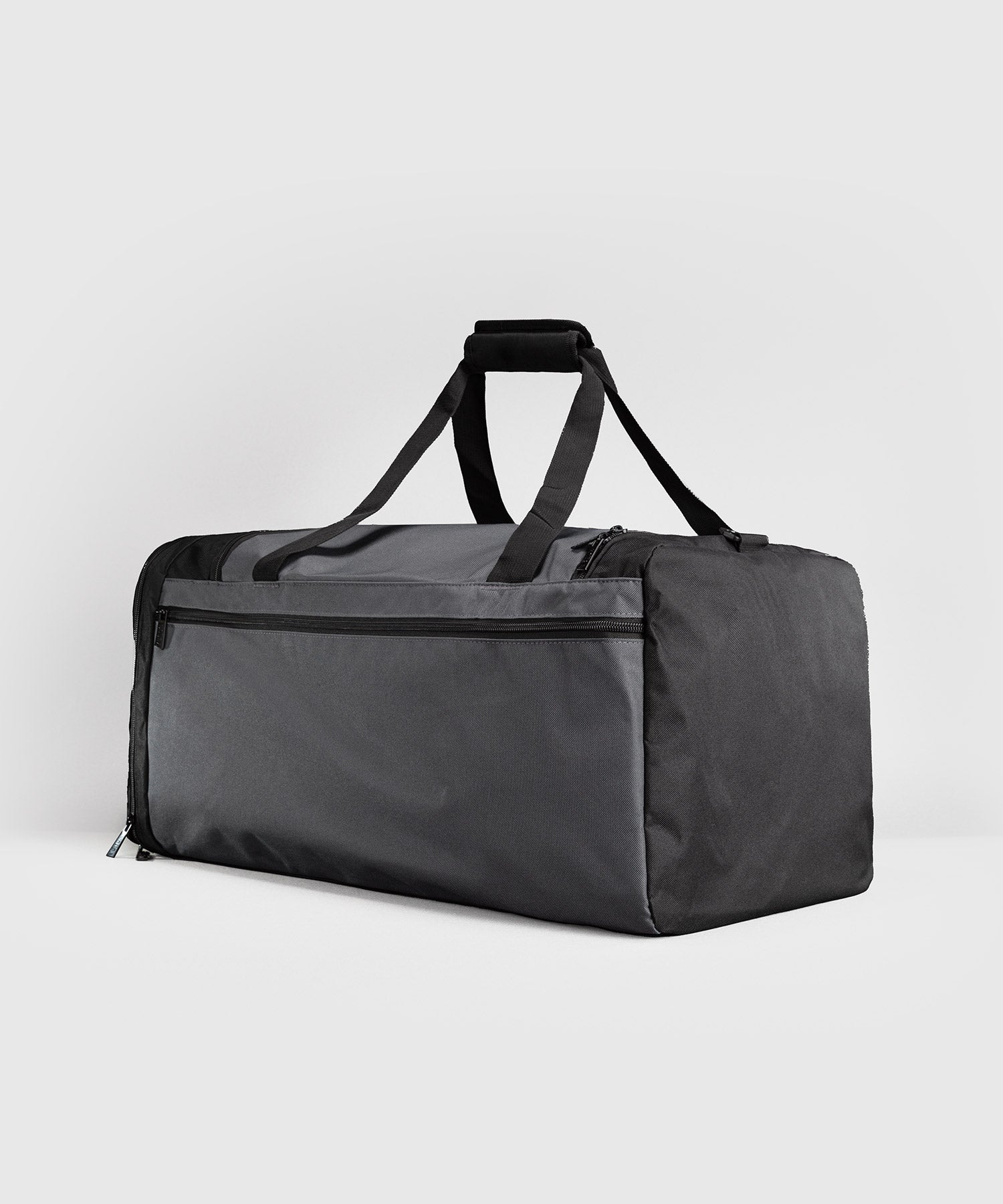 Saco de desporto Venum Essential L – Cinzento/Preto