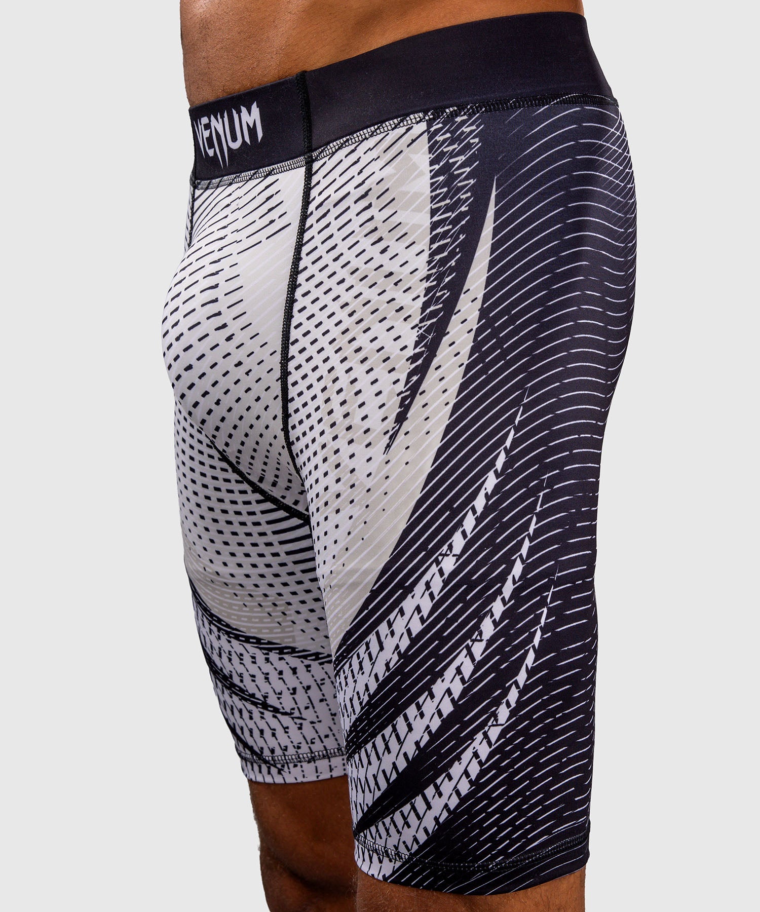 Venum Kompressionsshorts Galactic 3.0 – Offwhite/Sort