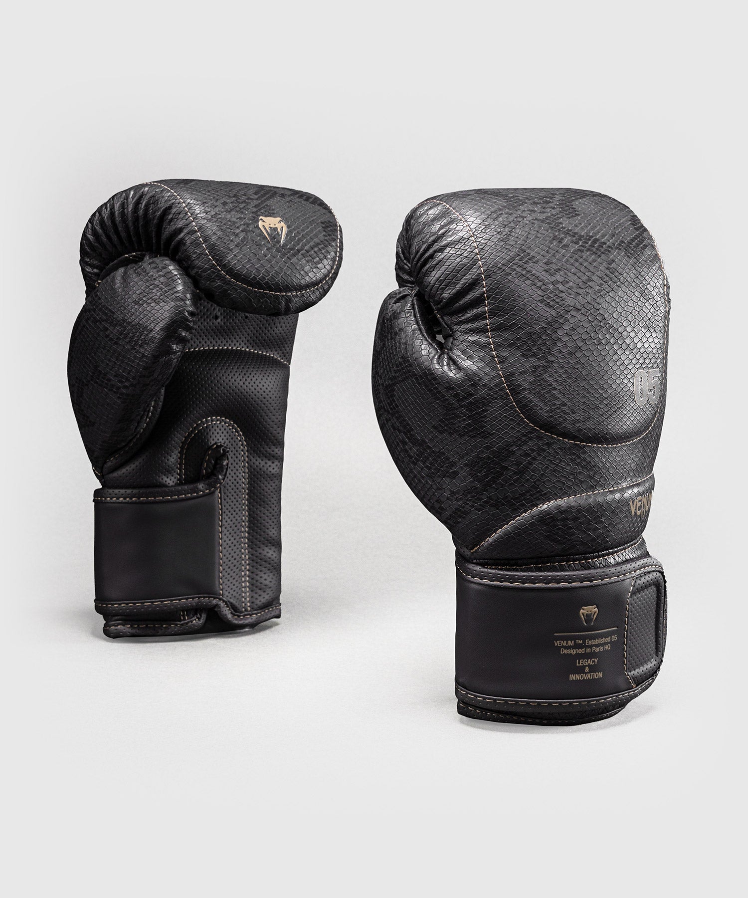 Guantes de boxeo Venum Impact Evo Scales – Gris oscuro