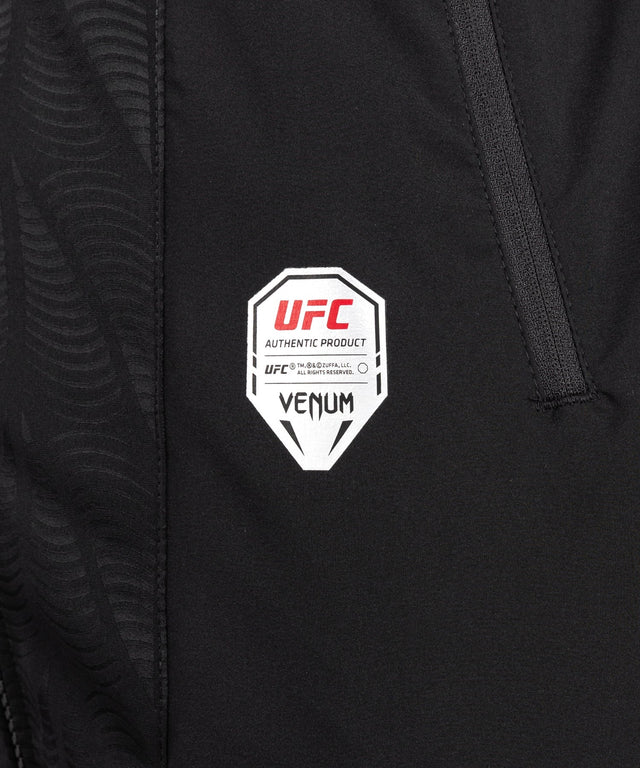 Camisola com capuz Venum UFC Zenith para mulher – Preto